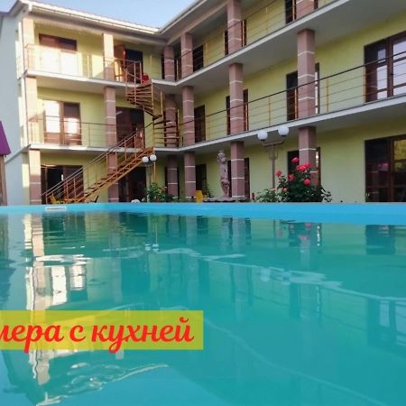 Aparthotel Solnechnaia Dacha Zatoka Zewnętrze zdjęcie